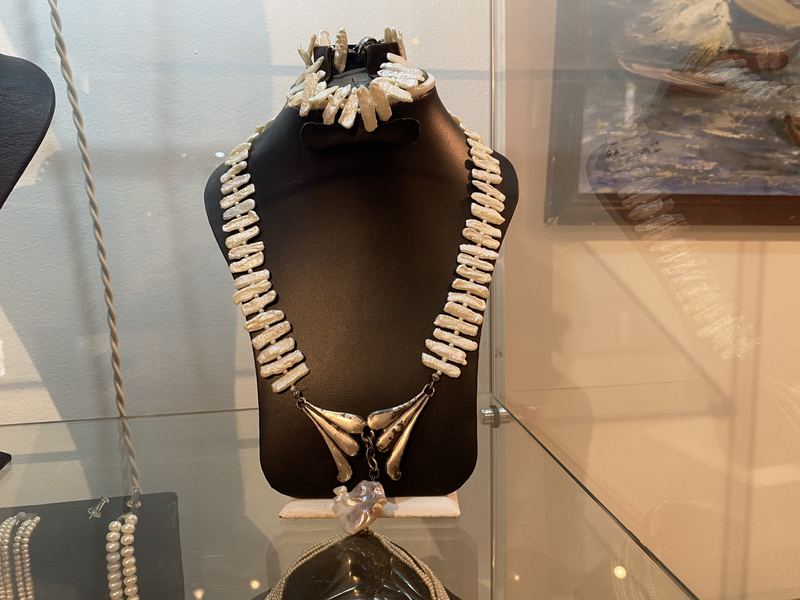 Biwa Pearl Necklace and Bracelet