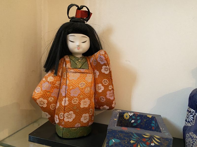 Dolls & Figures
