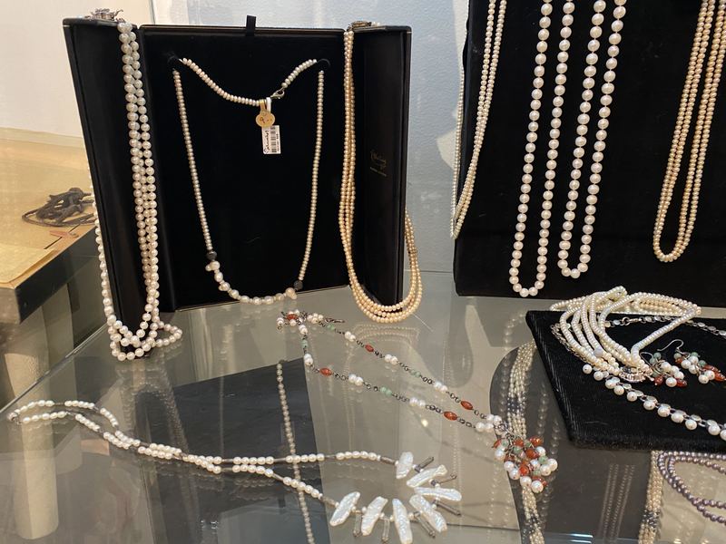Pearl Strand Display